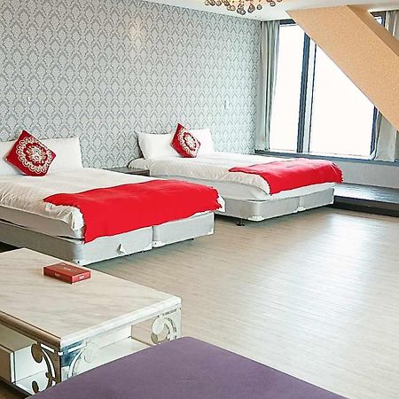 Appartamento 85旅行家 Kaohsiung Esterno foto